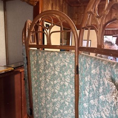 昭和レトロ　花柄間仕切り の画像