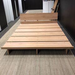 コンテナ保管中】【展示品・未使用品】セミダブルベッドフレーム