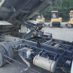 三菱ふそう　	ファイター　４トン　ダンプ車　	MT6速の画像