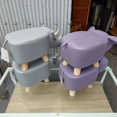 ● ゾウ 2点/サイ 2点 あります  1点につき880円 動物 アニマル スツール 椅子 イス いす 木製 脚 北欧風 ミニ チェア インテリア 中古 ③の画像