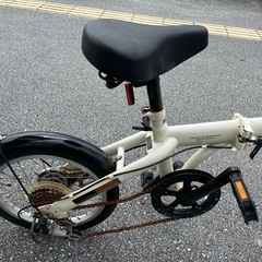 折りたたみ自転車の画像