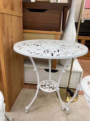 ☘️ガーデンテーブル3点セット☘️ホワイト☘️かわいい☘️オシャレ 