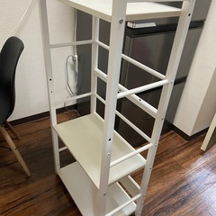 収納ラックの画像