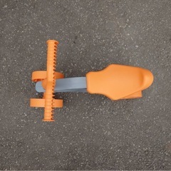 ● KIDS BIKE キッズバイク オレンジ バランスバイク 幼児用 自転車 ポップンバイク  足漕ぎ 4輪バイク キックバイク プラスチック製 中古 ③の画像