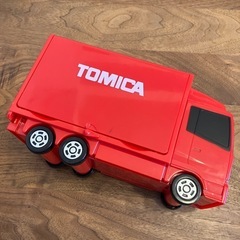 トミカ収納トラックの画像