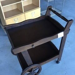 【今日だけセール】カリモク（Karimoku）カート キッチンワゴン karimoku(カリモク家具) アンティーク調 キッチンワゴンです