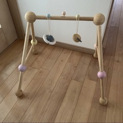 plantoys  ベビージム　木のおもちゃの画像