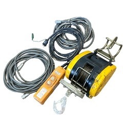 ○動作品□RYOBI リョービ 小型ウインチ 最大巻上荷重 60kg 100V