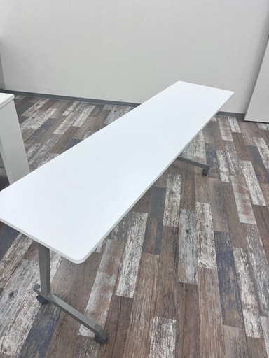 折りたたみ長机残り３台