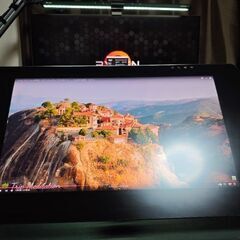 Wacom Cintiq Pro 24 ペンモデル DTK-2420/K0おまけ付きの画像