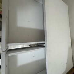 収納棚の画像