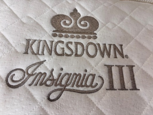 キングスダウン IDC Insignia III セミダブル ?【両面使用可／配達対応】