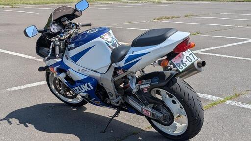 スズキGSX-R750 K1 逆車フルパワー141ps 車検満タン交換下取可能