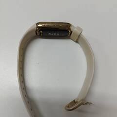 fitbit luxe スマートウォッチ/ルナホワイト/FB422GLWT-FRCJKの画像