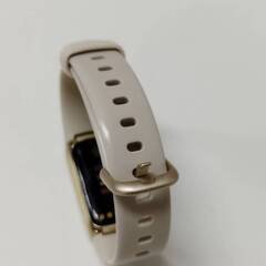 fitbit luxe スマートウォッチ/ルナホワイト/FB422GLWT-FRCJKの画像
