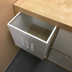 棚　ブロック棚　キャビネット　白　茶色の画像