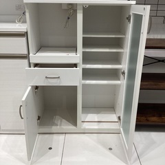 【軽トラック90分無料貸出】ニトリ　キッチンボードの画像