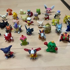 バンダイ　デジモン指人形47体フィギュアの画像