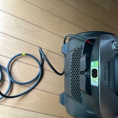 サイクロン掃除機　パナソニックの画像