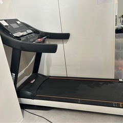 トレッドミル　ウォーキングマシンの画像