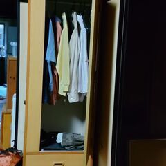 洋服タンスの画像