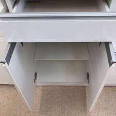 【ジャングル・ジャングル岩出店】【A825】食器棚 ホワイト ★値下げ致しました★ 中古 家具 和歌山 岩出市 紀の川市 海南市の画像