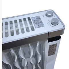 東京都大田区倉庫引取限定【中古】IRIS OHYAMA ウェーブ型オイルヒーター KIWHH-1212D 箱付き の画像