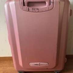 キャリーケース　スーツケースの画像