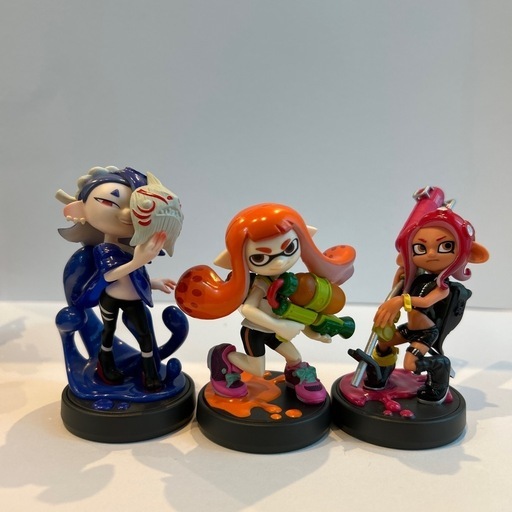 【ぶー】    amiibo  スプラトゥーン　8体 スプラトゥーン amiibo 8体セット - メルカリ