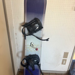 【スノボ＆ボディーボードセット】格安でお譲りします（初心者・レジャー用に）の画像