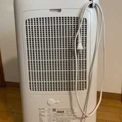 SHARP　衣類乾燥除湿機の画像
