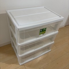 衣装ケース 3段の画像