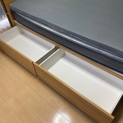 ニトリ セミダブルベッドセットの画像