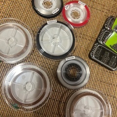 ライフジャケットとフカセ小物の画像