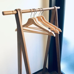 ハンガーラックの画像
