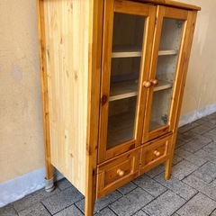 収納棚の画像