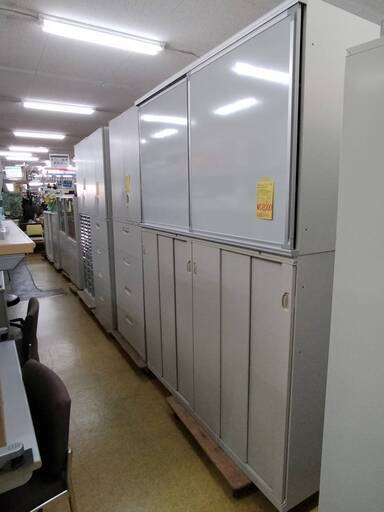 ●PLUS プラス製 シューズボックス② オープンタイプ 6段 24人用 少しユガミ　オフィス家具 下駄箱 キャビネット ロビー 事務所 待合室 公民館 店舗 ○PLUS プラス製 シューズボックス② オープンタイプ 6段 24人用 少し