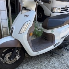 エンジン始動動画あり　堺市堺区　sym mii 110 バイクに跨るとスピードでないの画像
