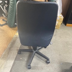 キャスター付きチェア レザー ブラックの画像