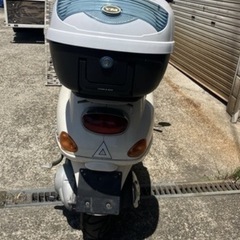エンジン始動動画あり堺市堺区ベスパET4 125の画像