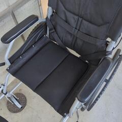 車椅子折りたたみ式の画像