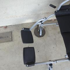 車椅子折りたたみ式の画像