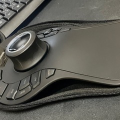 【超美品】3Dconnexion SpaceMouse PRO ワイヤレス　ケース付の画像