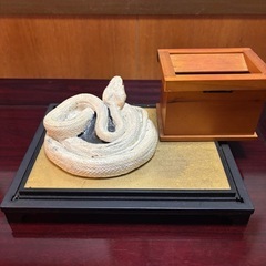 干支　蛇　賽銭箱付置物　の画像