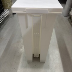 【ゴミ箱】クリーニング済み【管理番号13107】野の画像