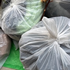 転売用リユースアパレル大量の画像