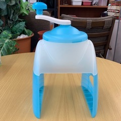 美原店 ひえーる クールアイス かき氷器 手動　ブルー　日本製の画像