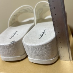 厚底サンダルの画像