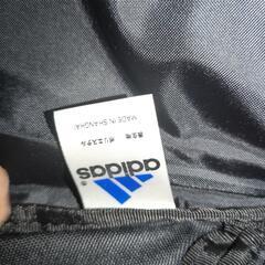 adidas   ショルダーカバンの画像