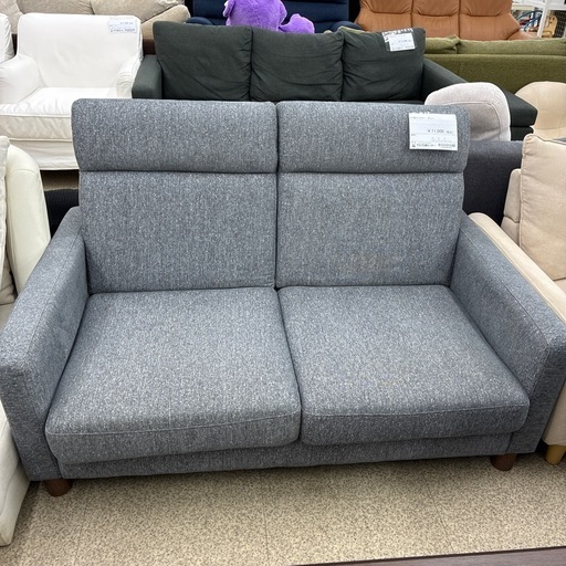 リユースのサカイ東金店美品！2人掛けソファーグレーTJ13573